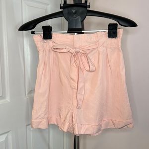 Club Monaco high waist Pink Linen paper bag shorts size 4